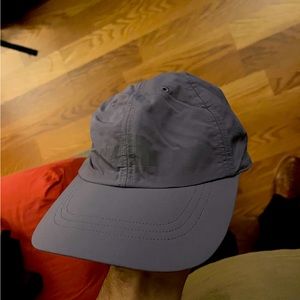 The North Face horizon hat